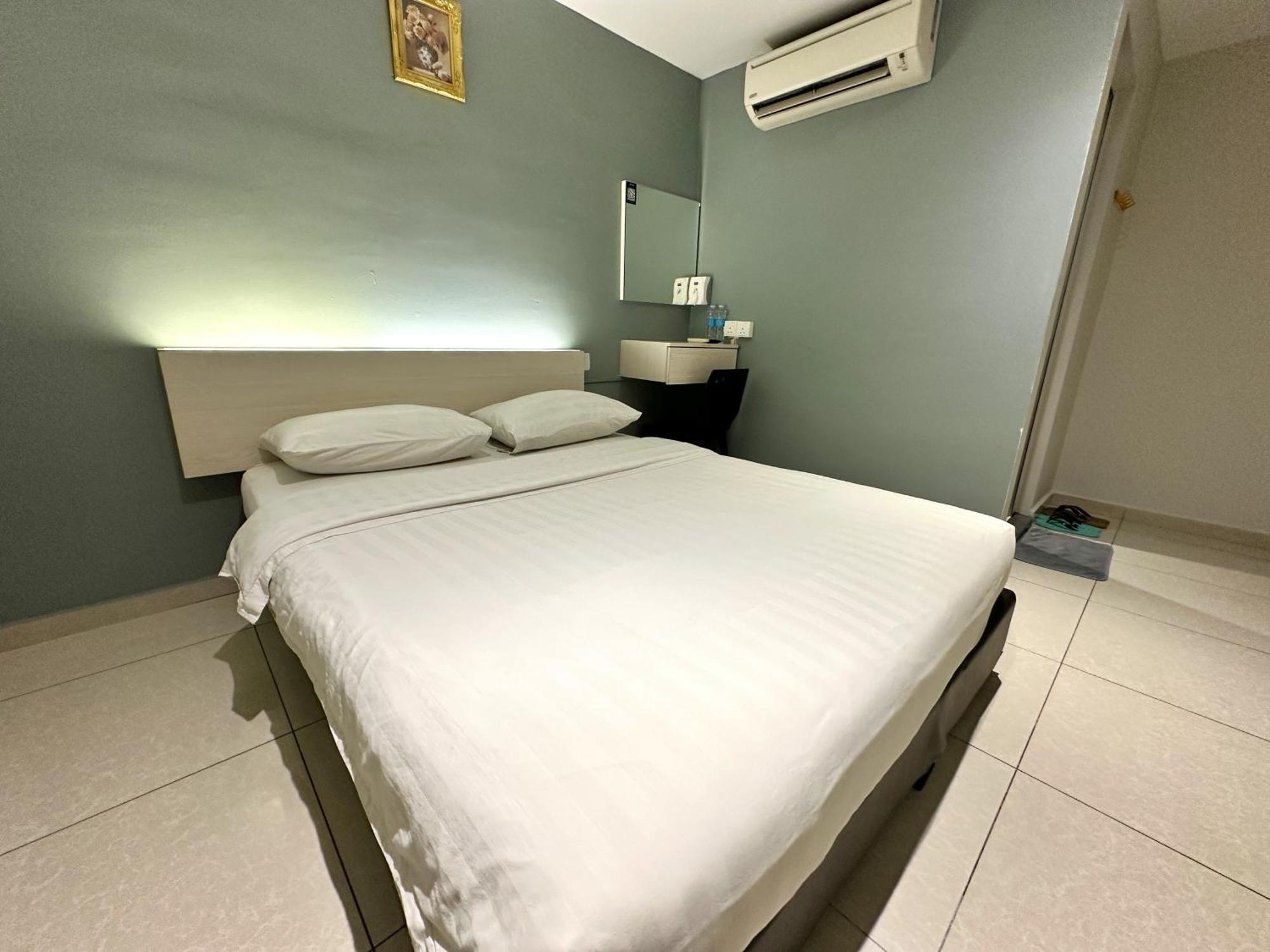 פטלין ג'איה De Uptown Hotel @ P.J. 222 מראה חיצוני תמונה