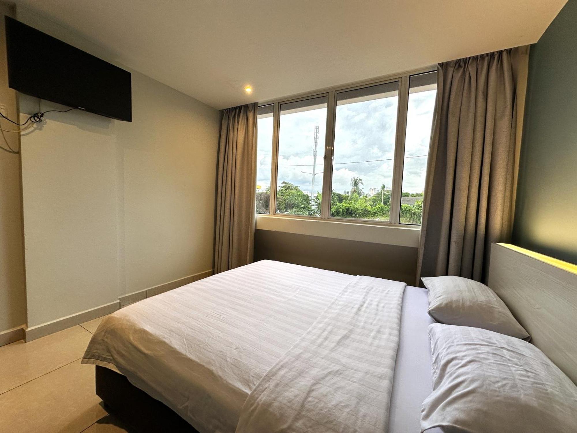 פטלין ג'איה De Uptown Hotel @ P.J. 222 מראה חיצוני תמונה